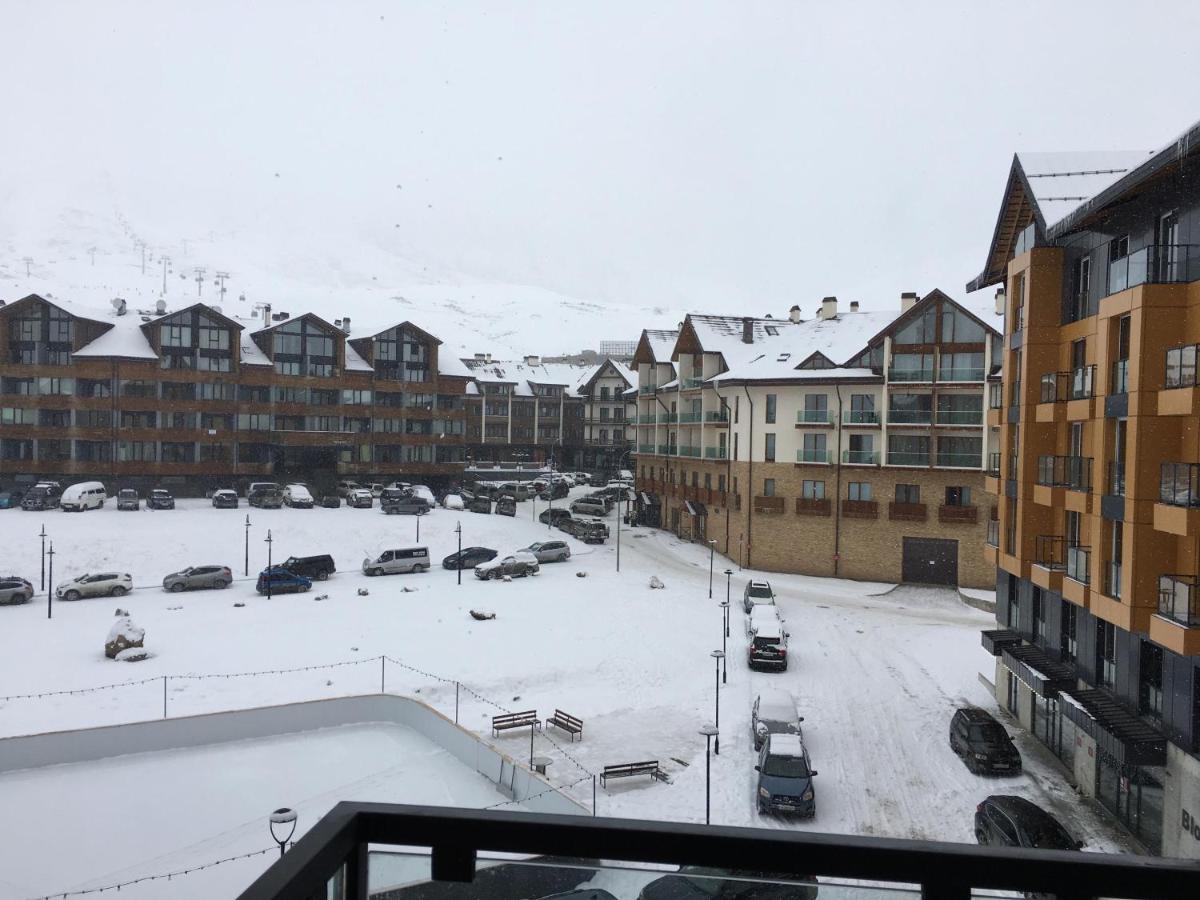 Redco Four Seasons In New Gudauri 302 Lägenhet Exteriör bild