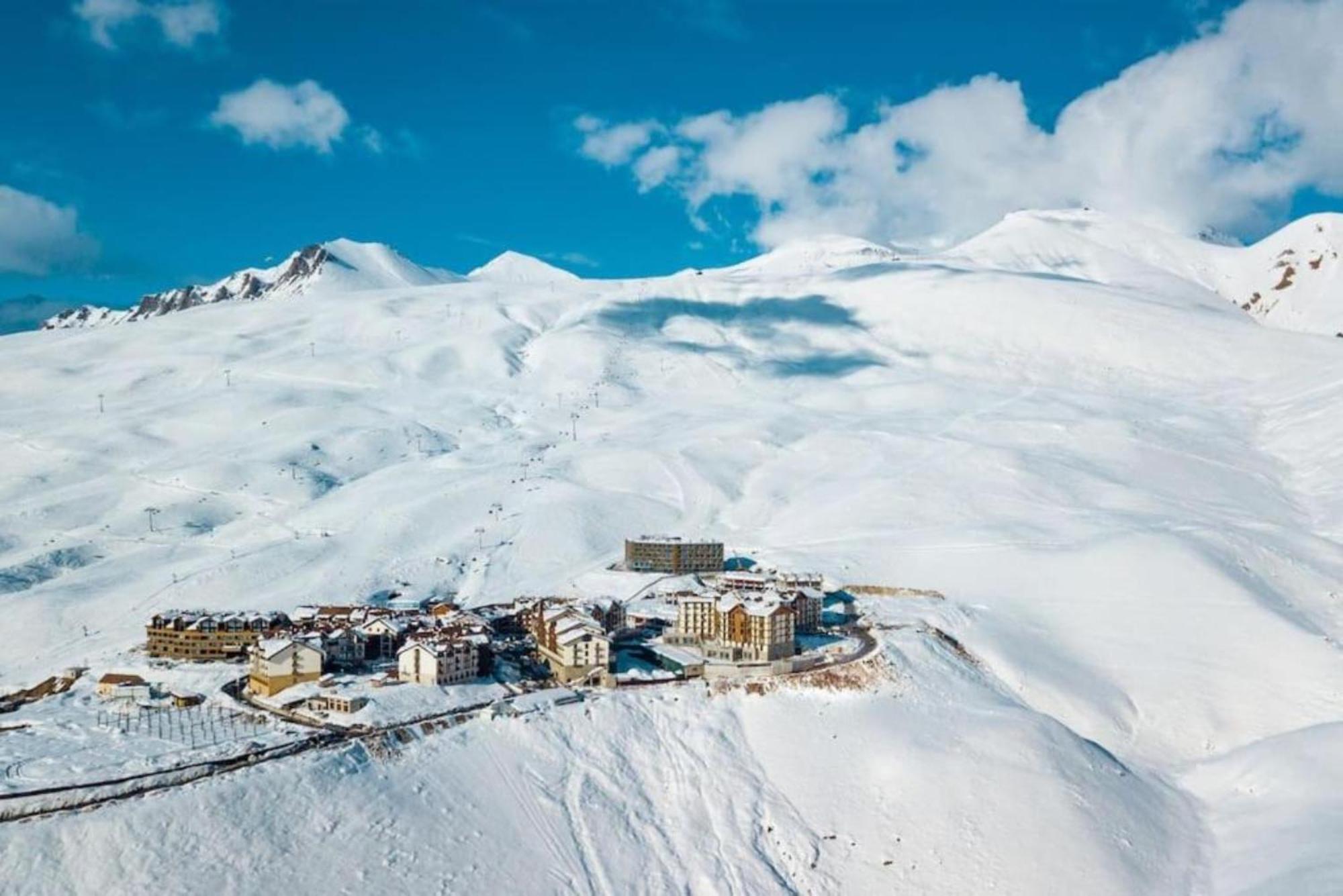Redco Four Seasons In New Gudauri 302 Lägenhet Exteriör bild